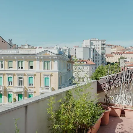La Briciola - Mansarda Per 4 - Ampia Terrazza Lt